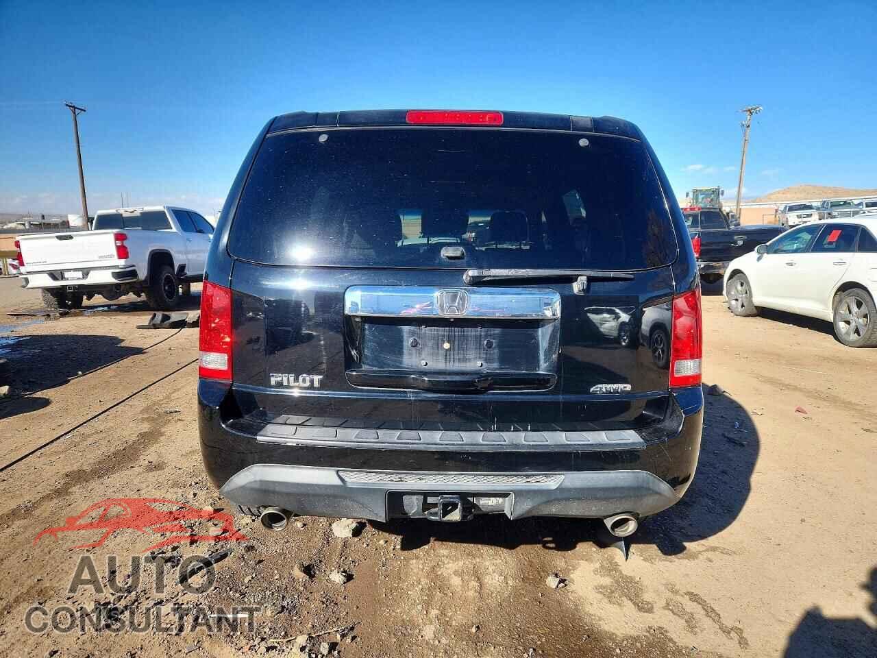 HONDA PILOT 2014 - 5FNYF4H52EB020915