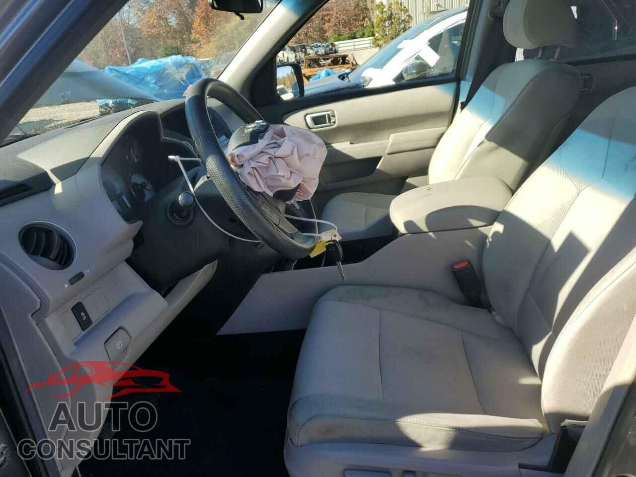 HONDA PILOT 2012 - 5FNYF4H44CB086628