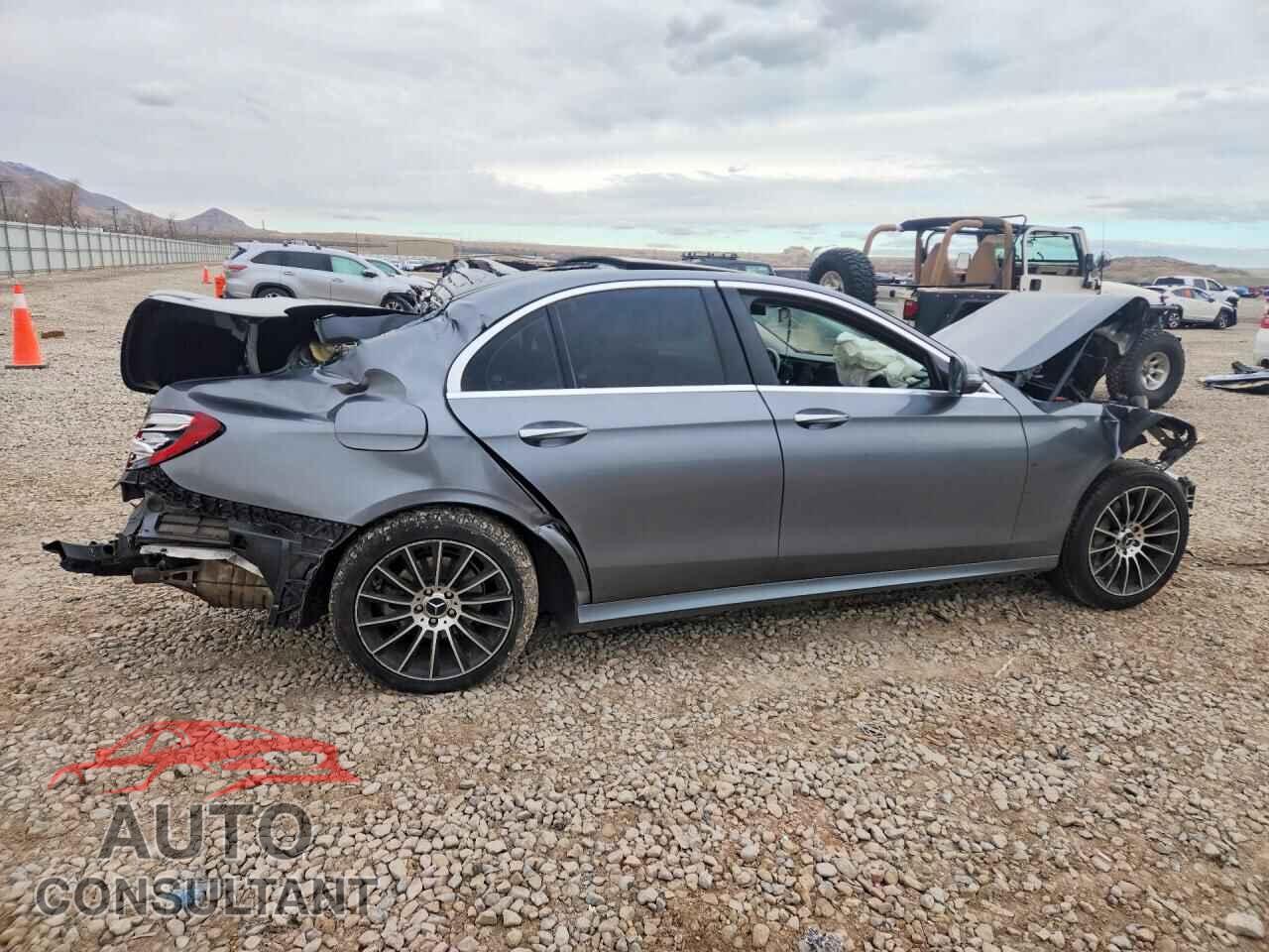 MERCEDES-BENZ E-CLASS 2017 - WDDZF4KB9HA118863