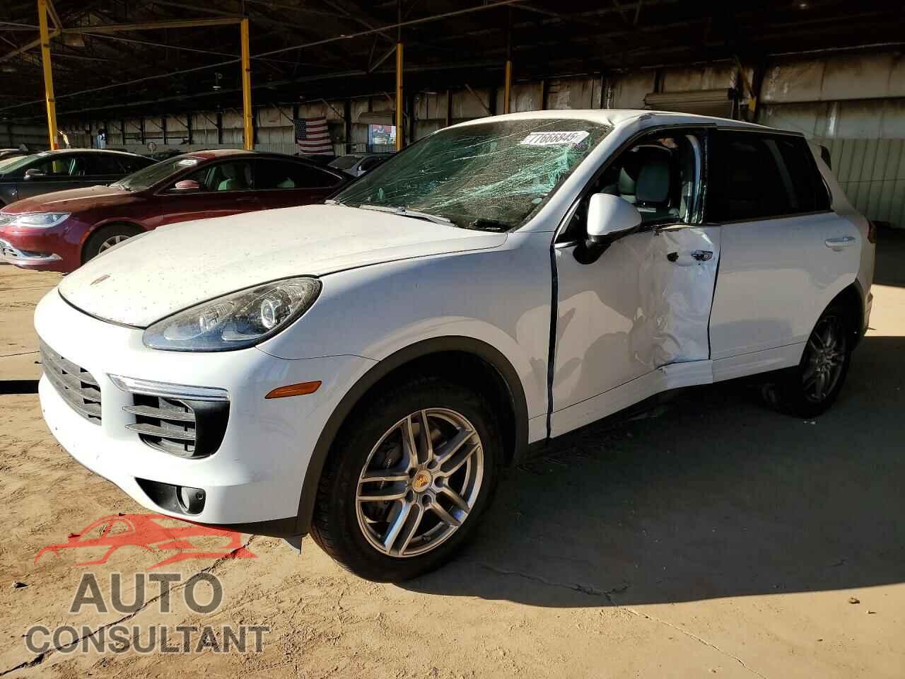 PORSCHE CAYENNE 2016 - WP1AA2A24GKA08936