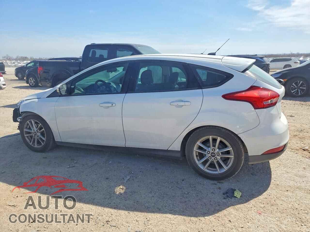 FORD FOCUS 2016 - 1FADP3K21GL281642