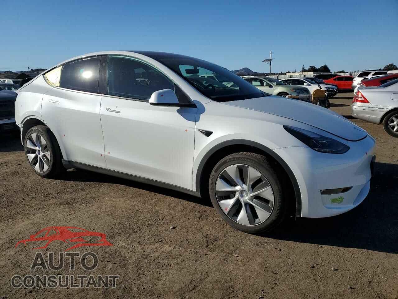 TESLA MODEL Y 2023 - 7SAYGDEE6PF714949
