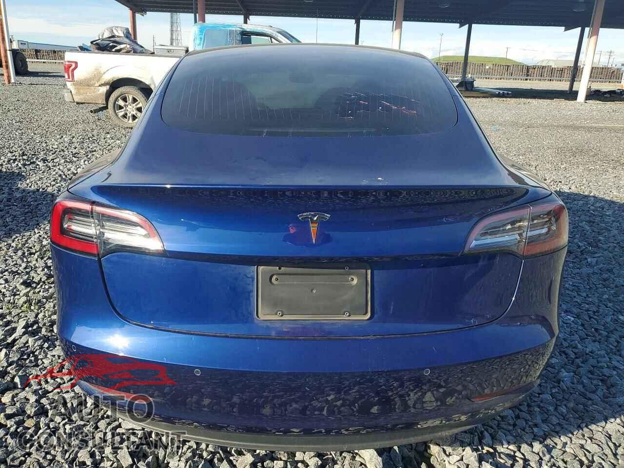 TESLA MODEL 3 2018 - 5YJ3E1EA8JF160720