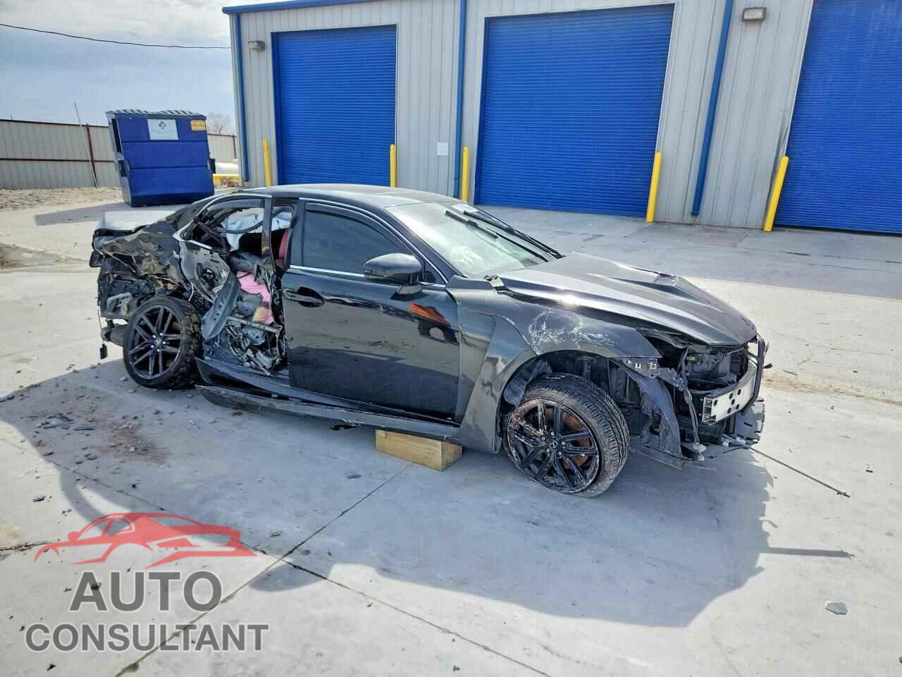 LEXUS IS 2017 - JTHBA1D23H5043381