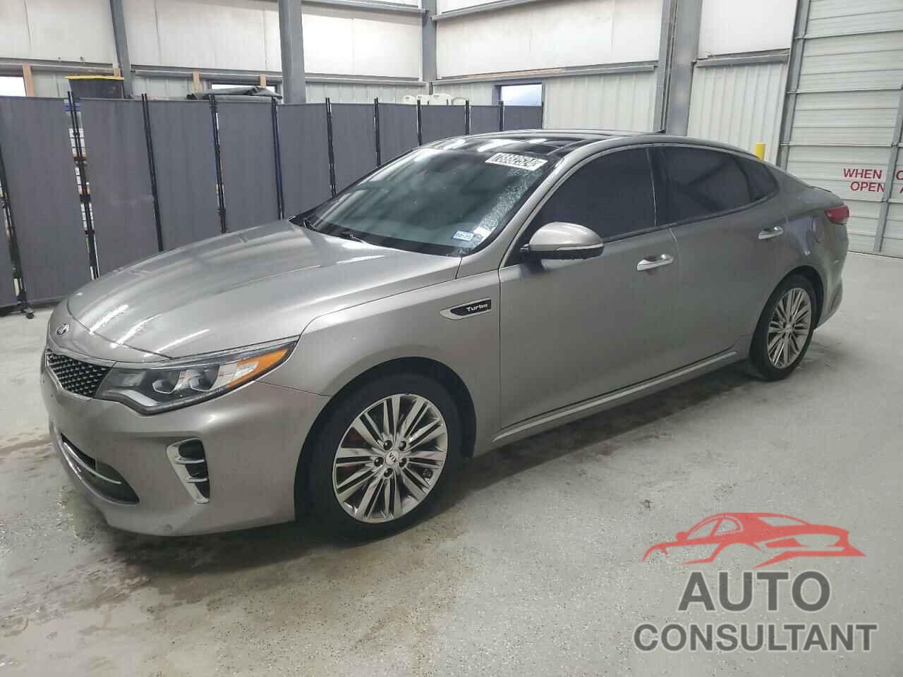 KIA OPTIMA 2017 - 5XXGV4L20HG161088