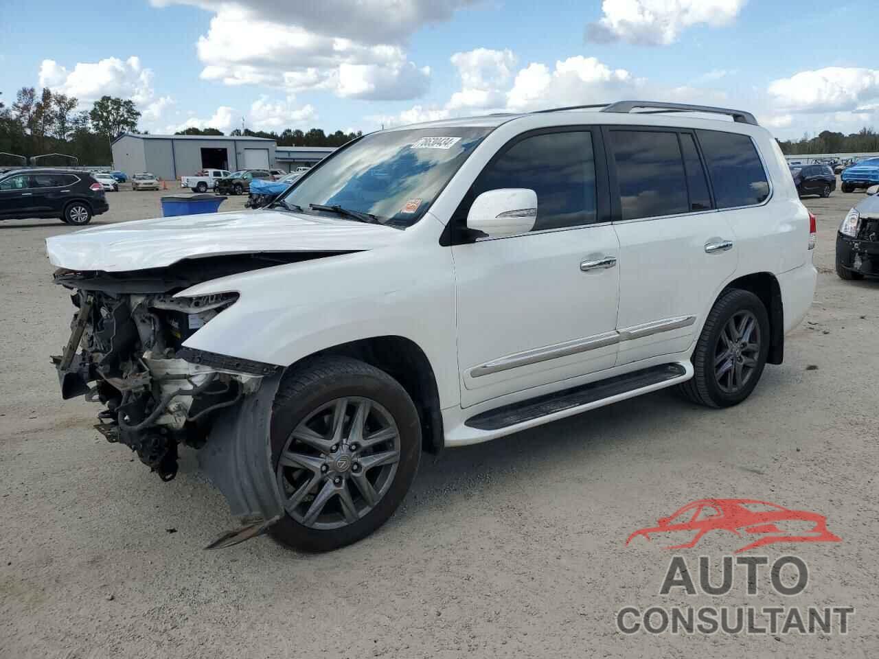 LEXUS LX570 2013 - JTJHY7AX2D4101973