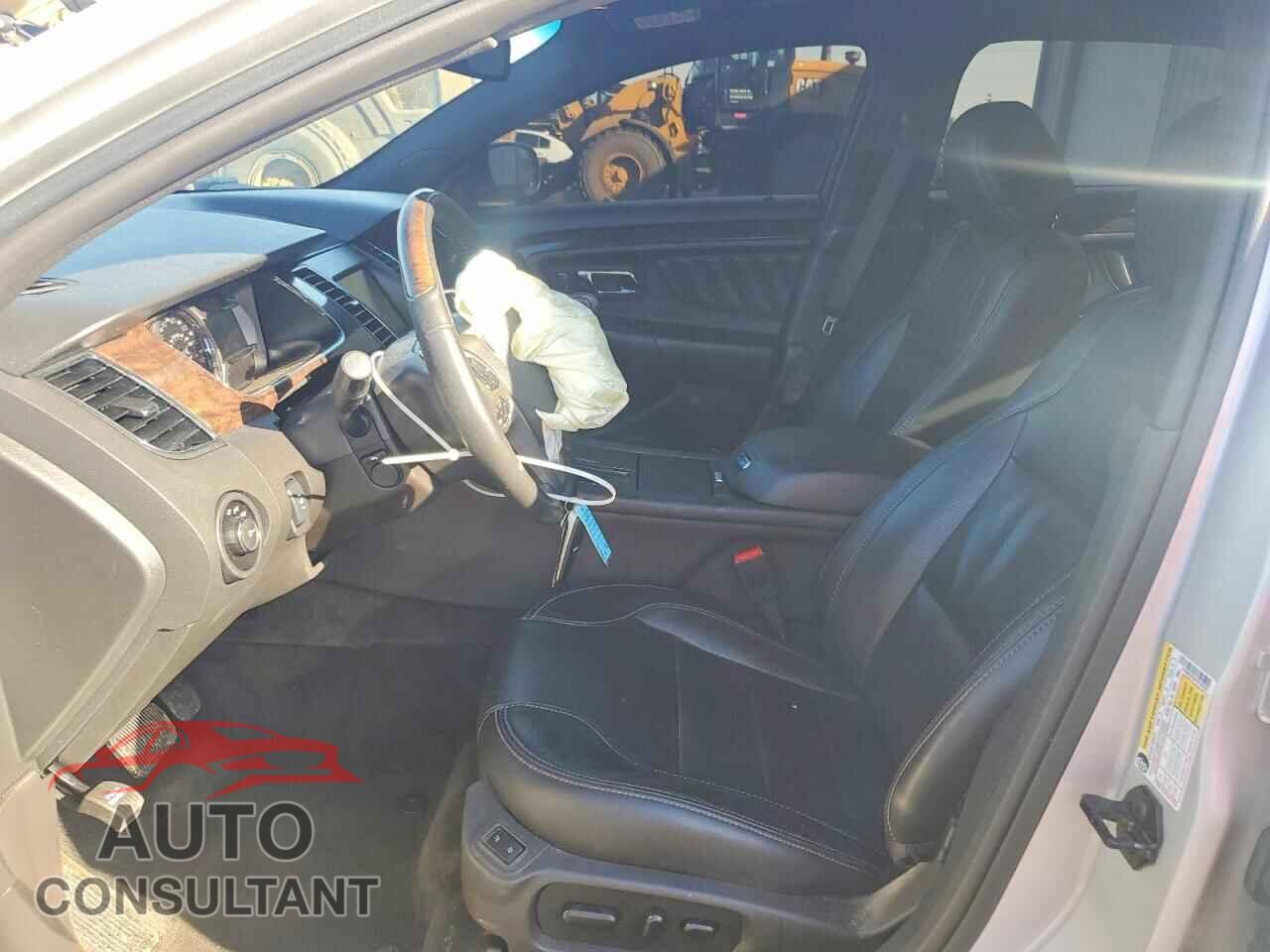 FORD TAURUS 2015 - 1FAHP2F93FG159391