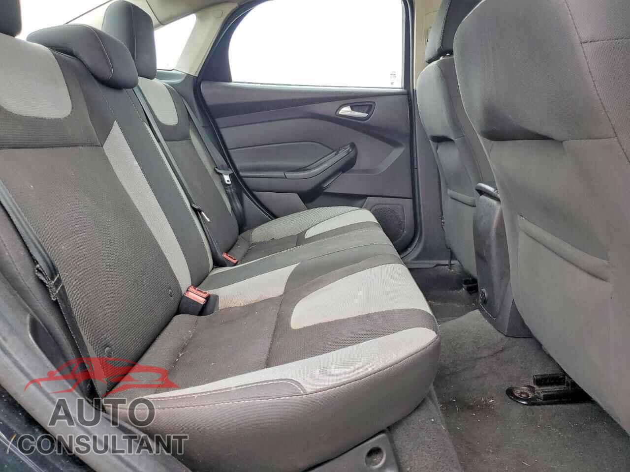 FORD FOCUS 2014 - 1FADP3F26EL292773