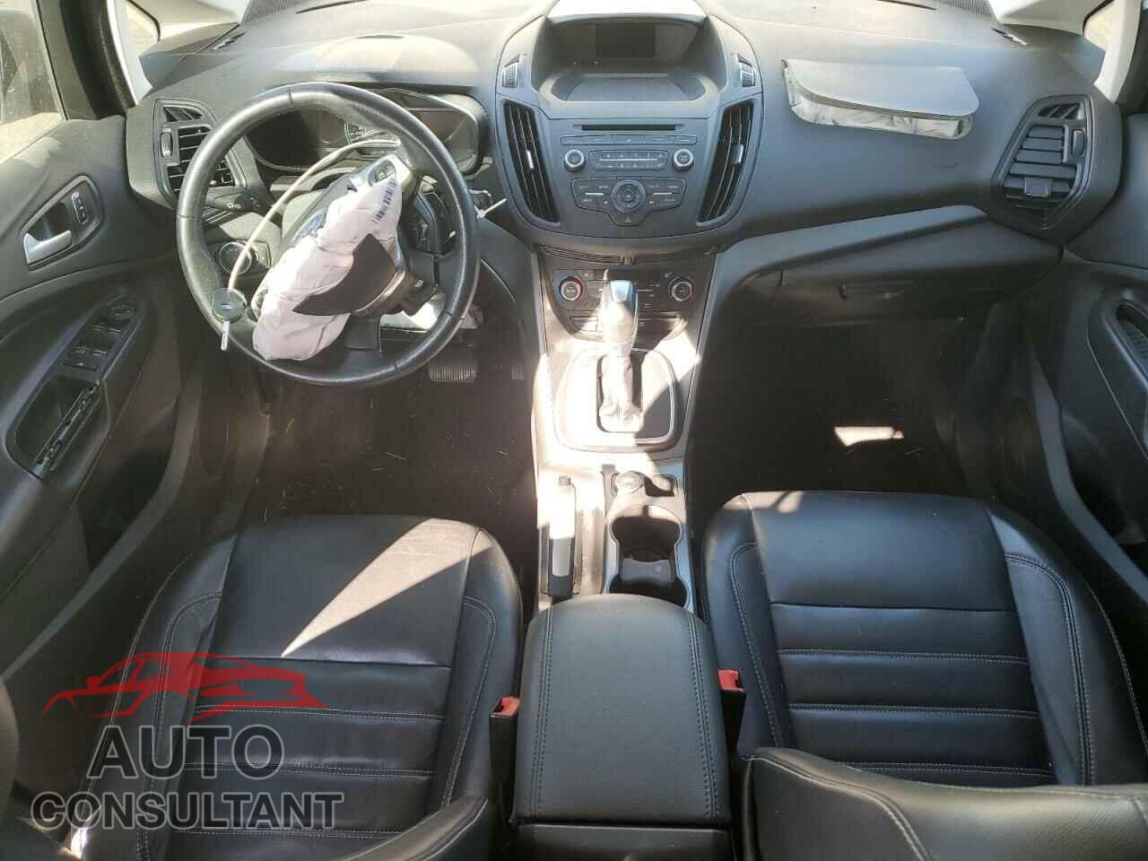 FORD CMAX 2017 - 1FADP5AU3HL100895