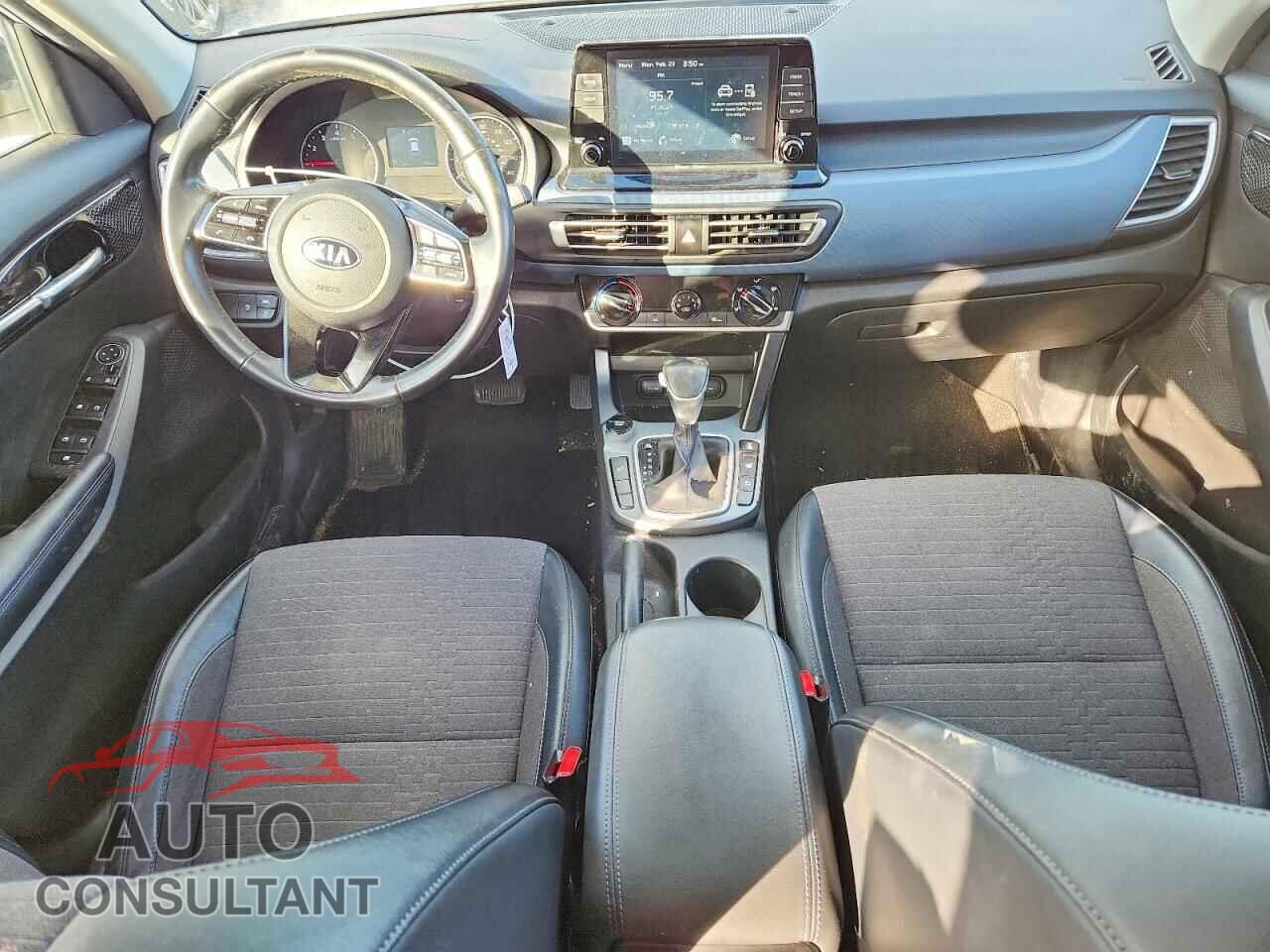 KIA SELTOS 2021 - KNDEUCAA2M7096407