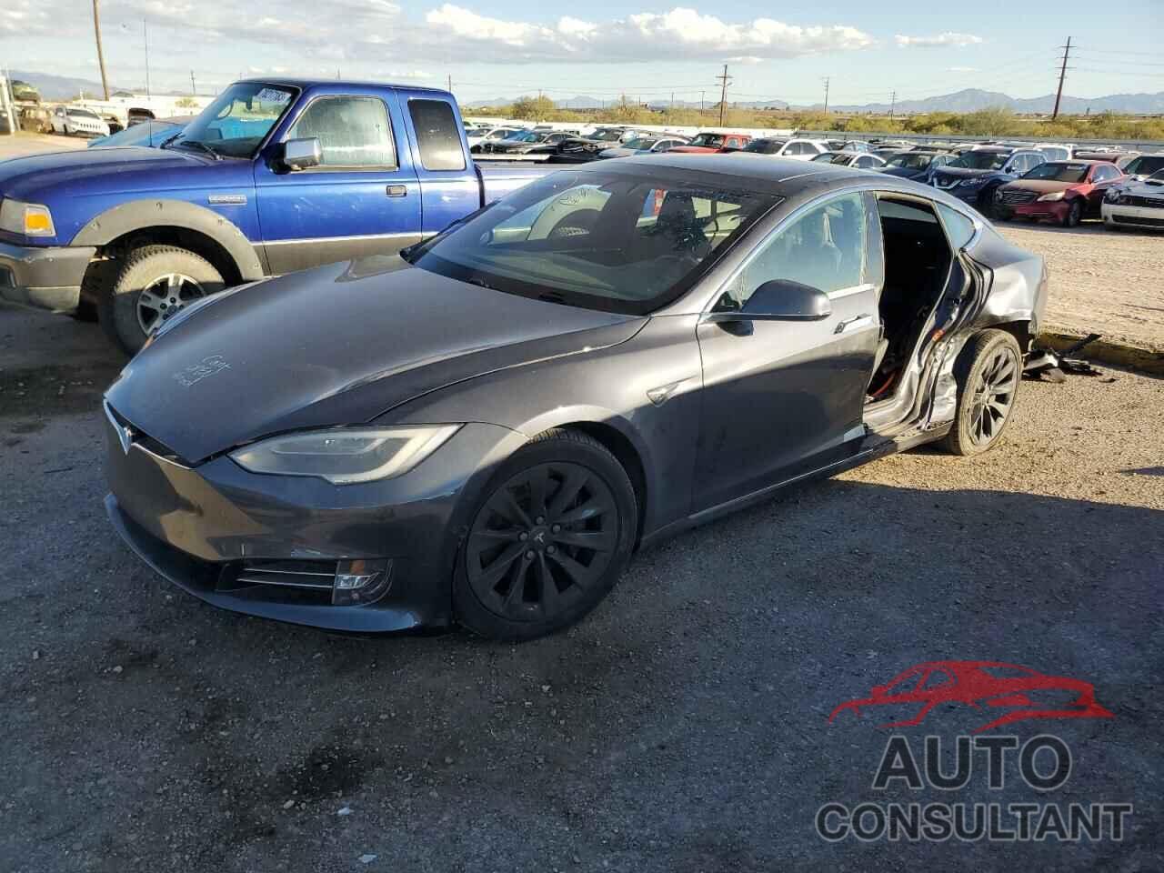 TESLA MODEL S 2018 - 5YJSA1E28JF246755