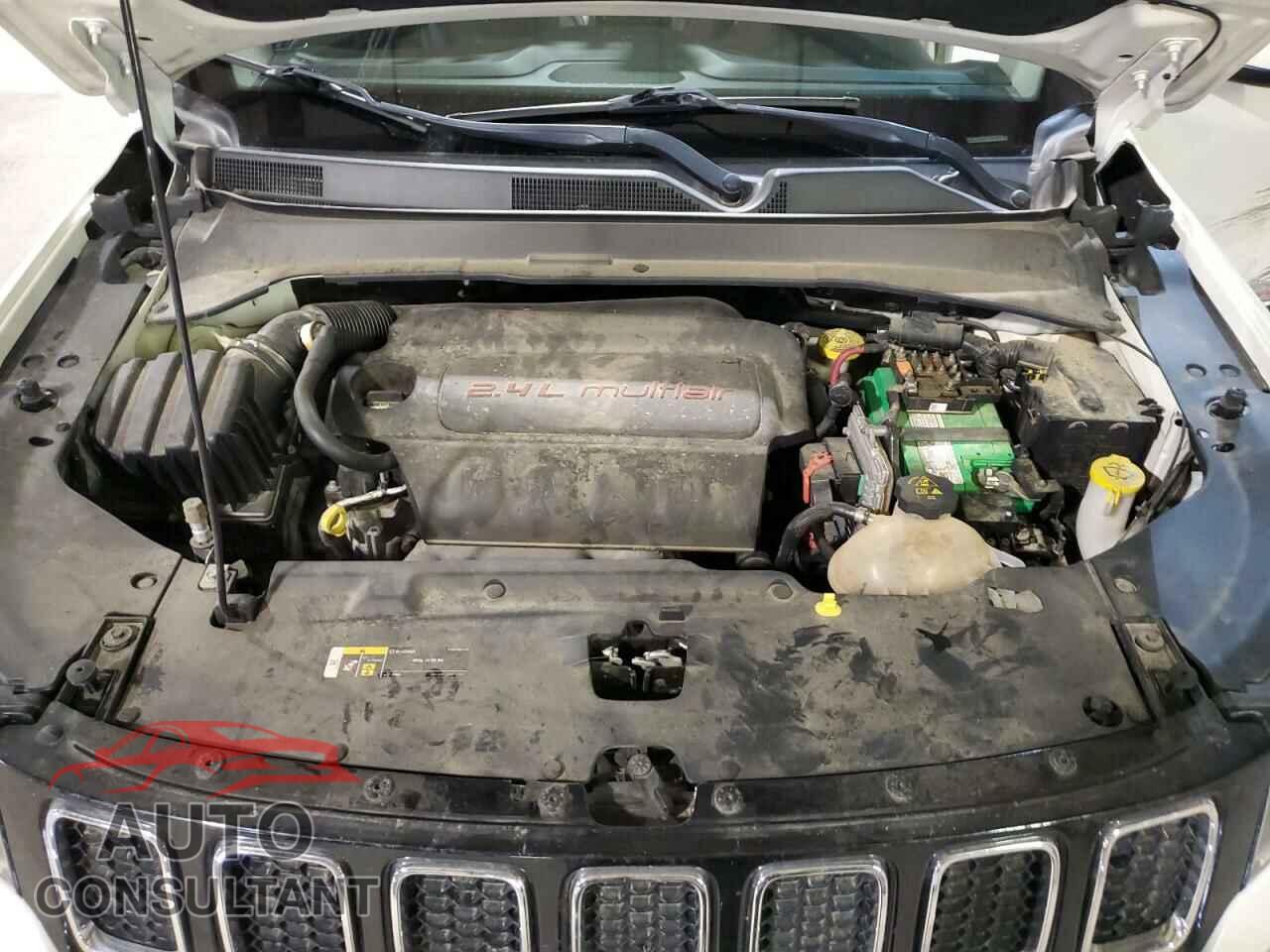 JEEP COMPASS 2018 - 3C4NJDBB9JT354824