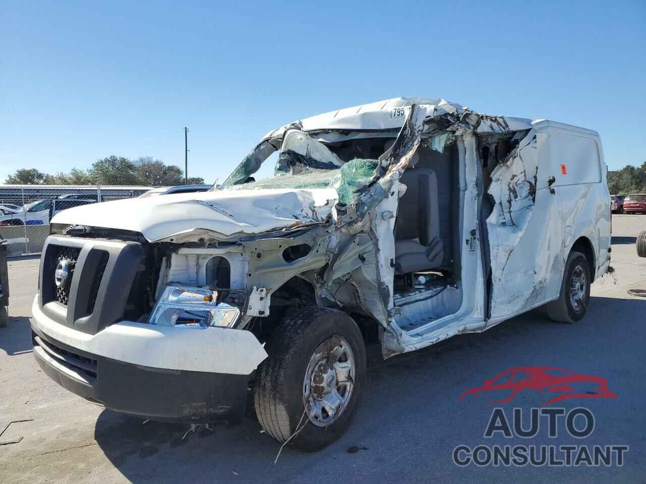 NISSAN NV 2019 - 1N6BF0KM7KN801664