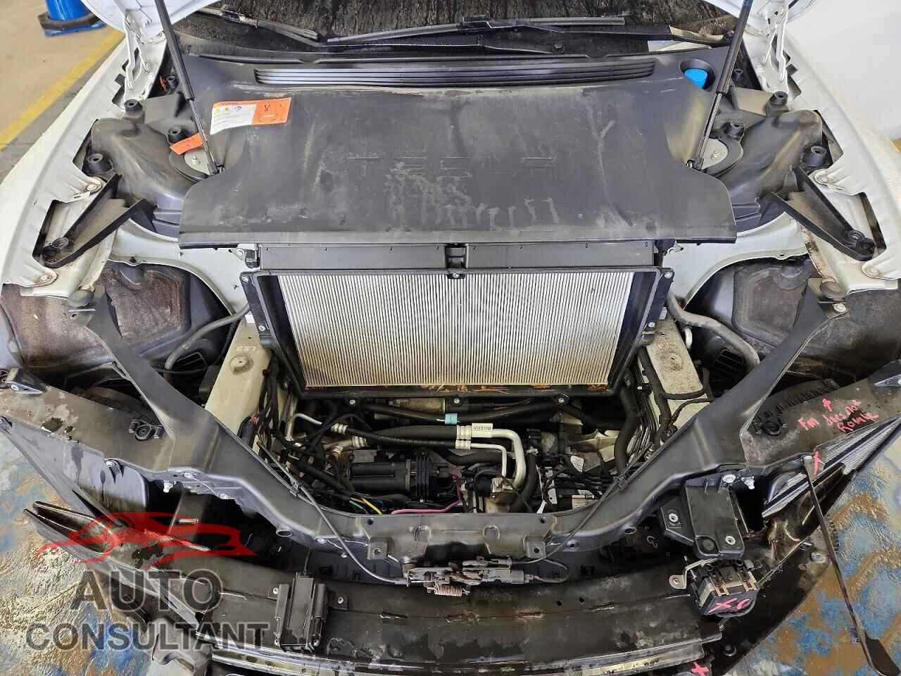 TESLA MODEL S 2017 - 5YJSA1E27HF190561