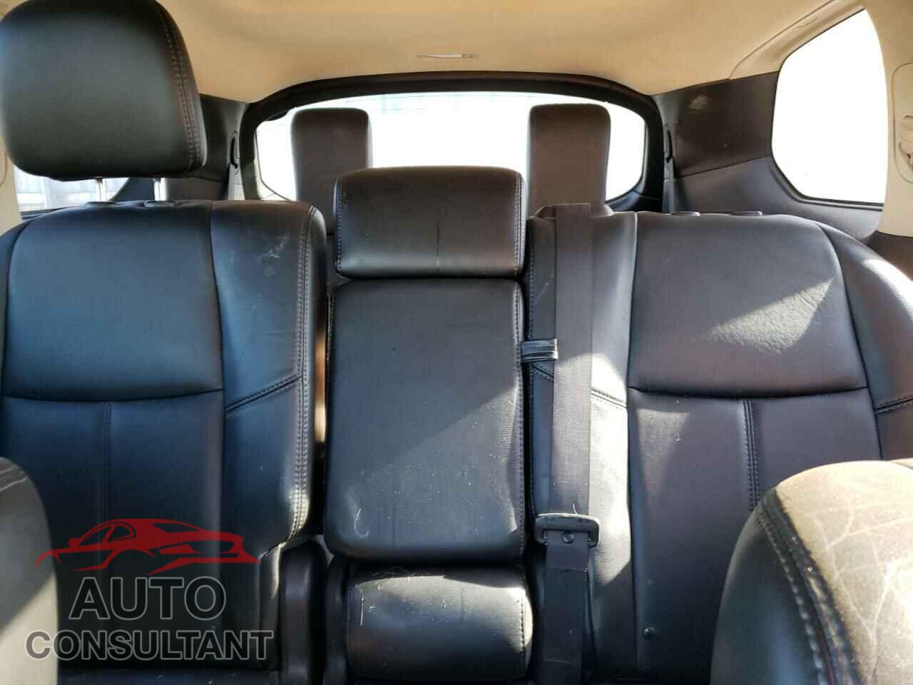 NISSAN PATHFINDER 2013 - 5N1AR2MM6DC669263