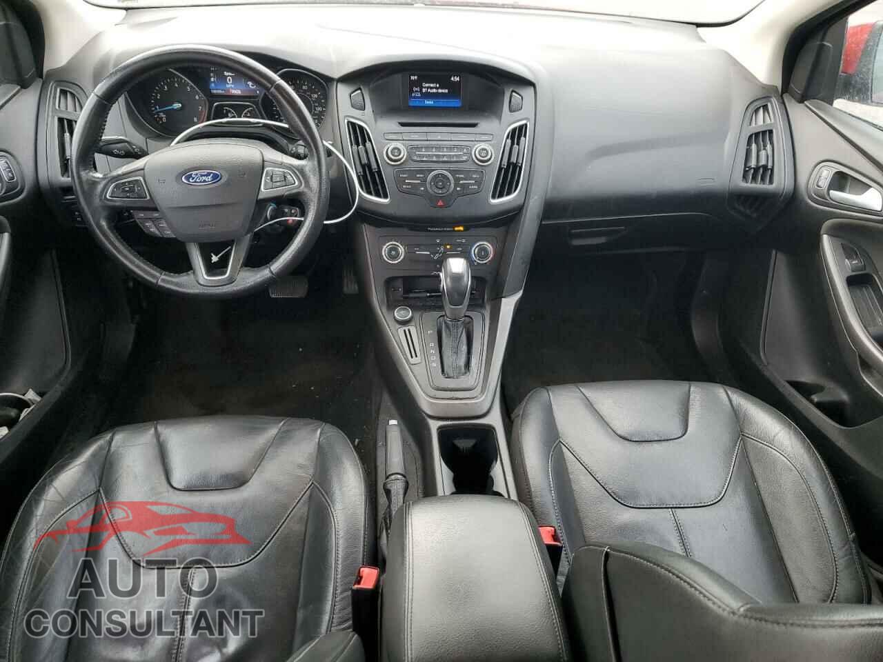 FORD FOCUS 2016 - 1FADP3F2XGL329939