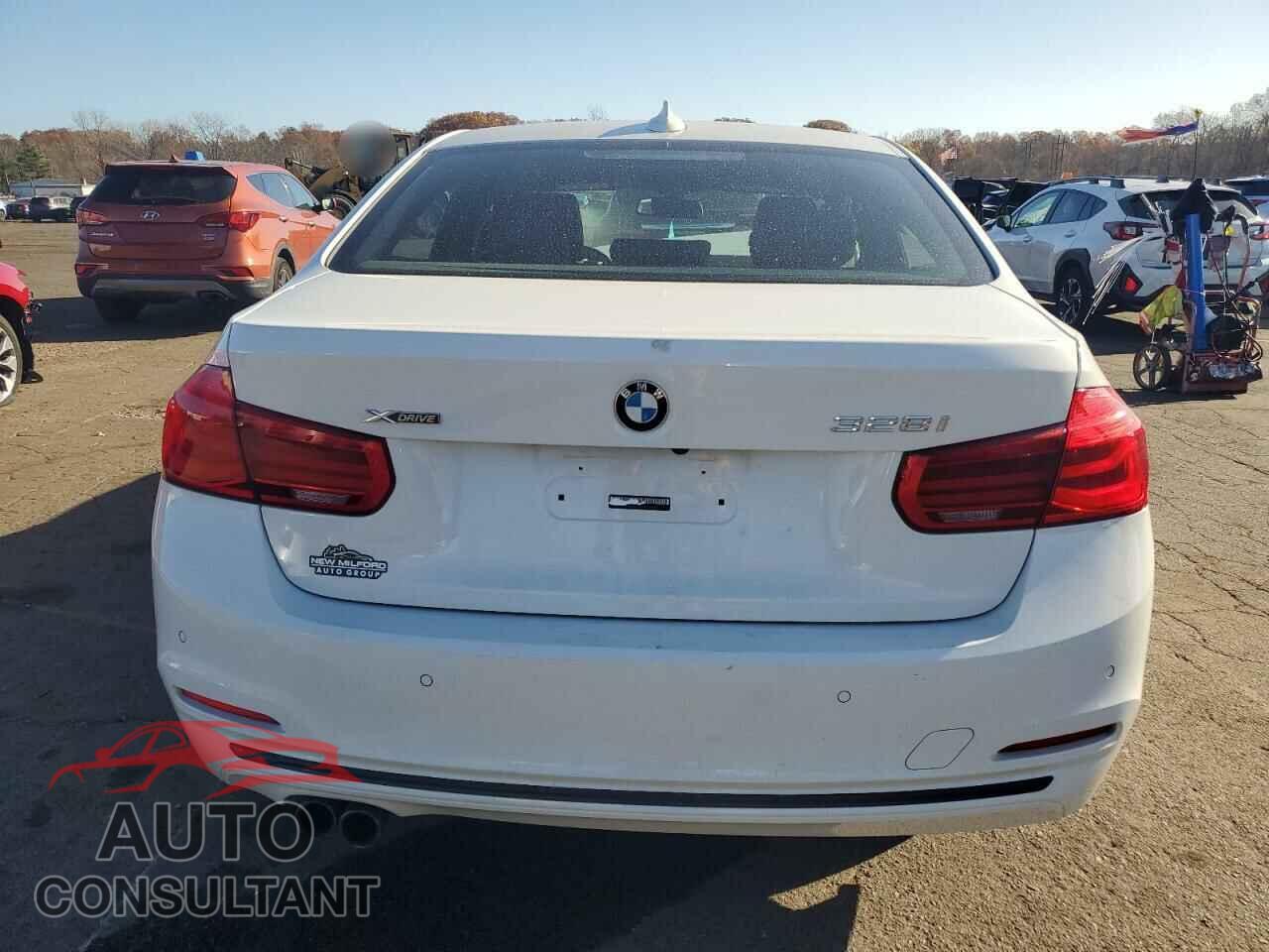 BMW 3 SERIES 2016 - WBA8E3G56GNU01098