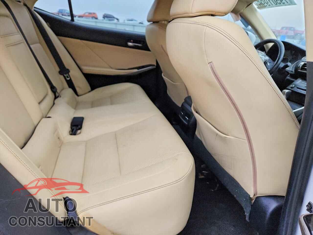 LEXUS IS 2016 - JTHCM1D22G5004355