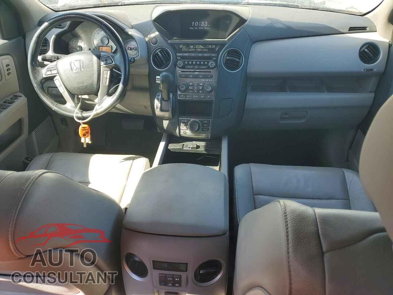 HONDA PILOT 2014 - 5FNYF3H93EB008656