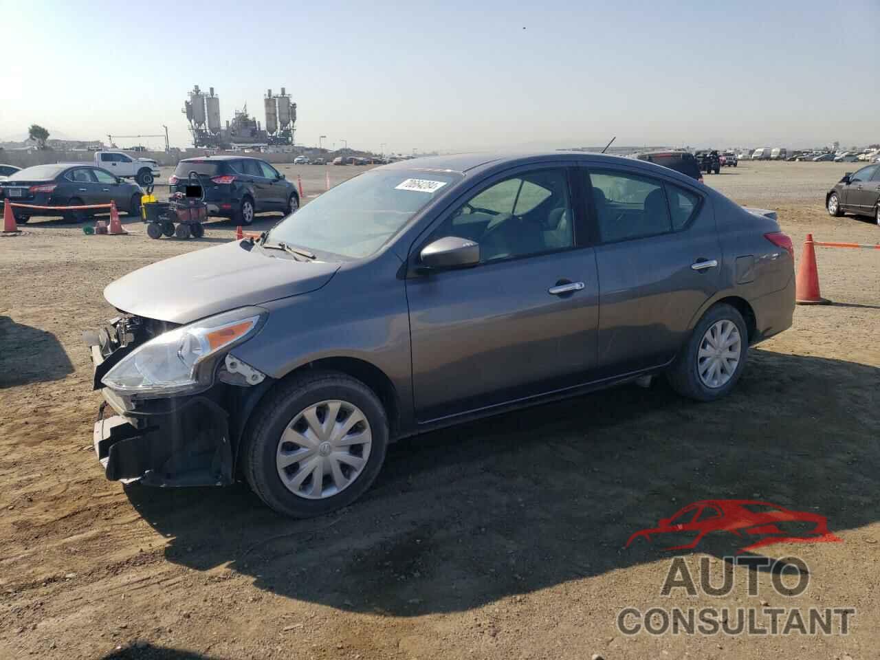 NISSAN VERSA 2019 - 3N1CN7AP0KL877325