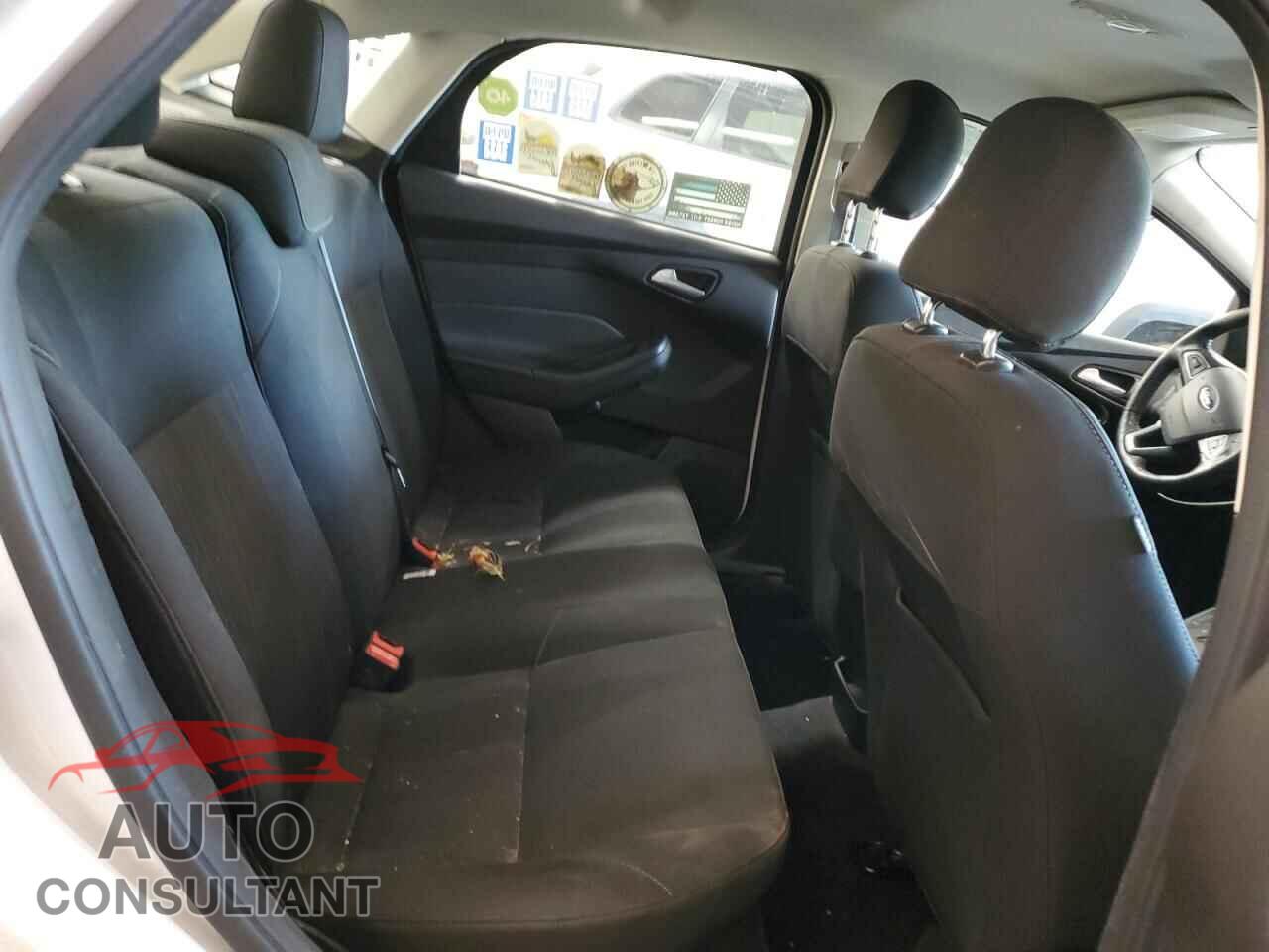 FORD FOCUS 2017 - 1FADP3F29HL254734