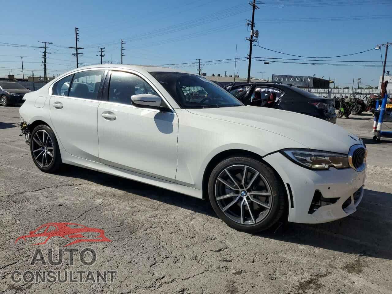 BMW 3 SERIES 2019 - WBA5R1C58KAK07075