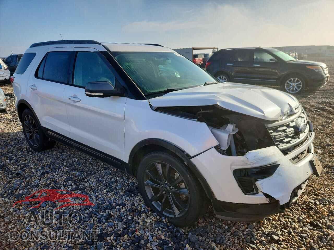 FORD EXPLORER 2018 - 1FM5K7D89JGB30047