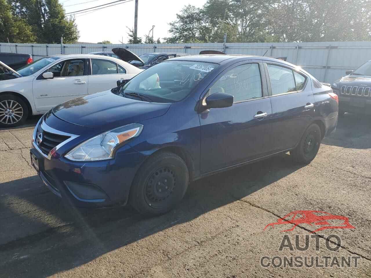NISSAN VERSA 2019 - 3N1CN7AP6KL881511