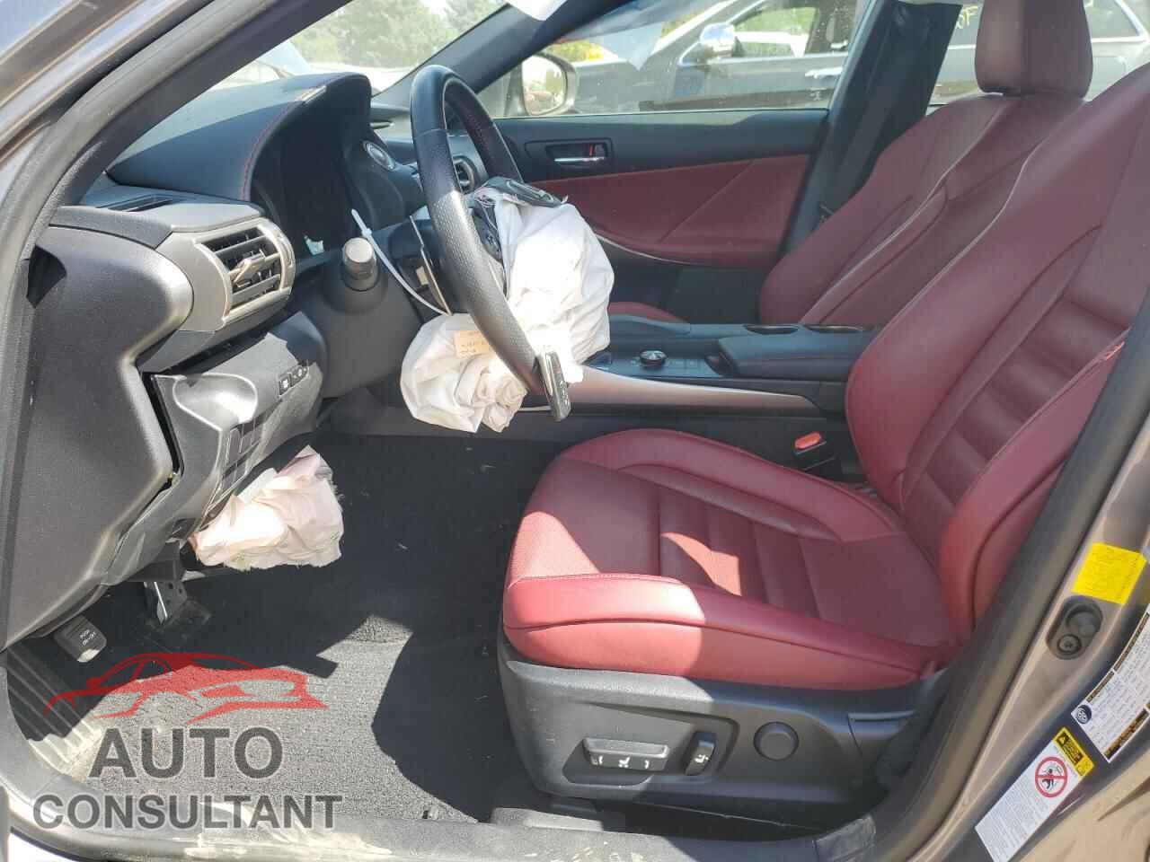 LEXUS IS 2015 - JTHCE1D24F5006507