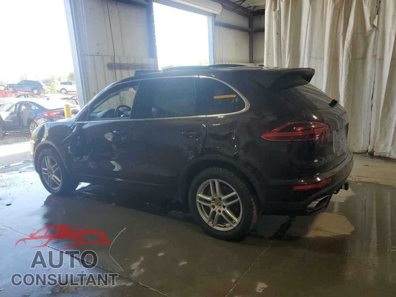 PORSCHE CAYENNE 2016 - WP1AF2A2XGKA43174