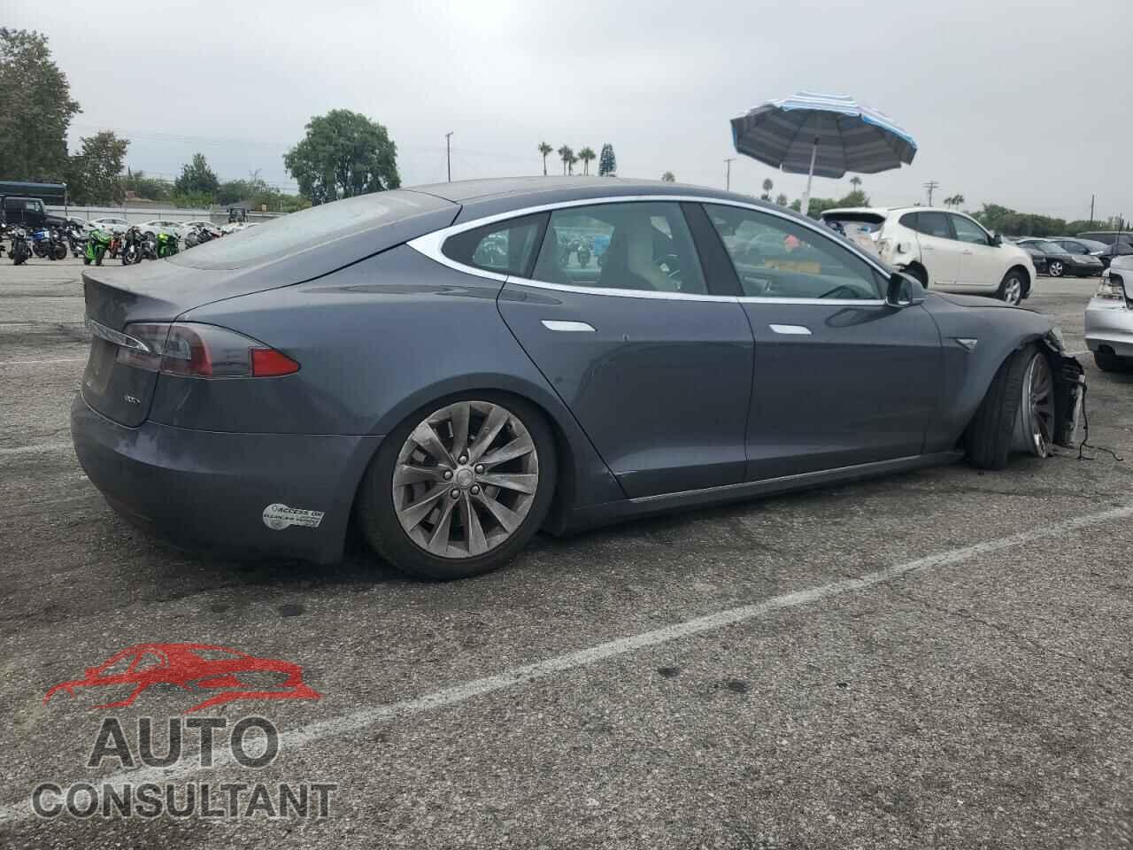 TESLA MODEL S 2016 - 5YJSA1E29GF152201