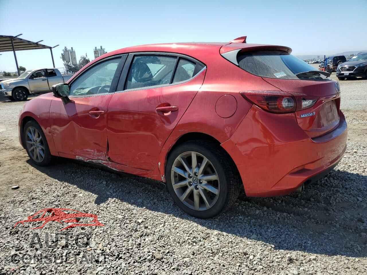MAZDA 3 2018 - 3MZBN1M39JM182989