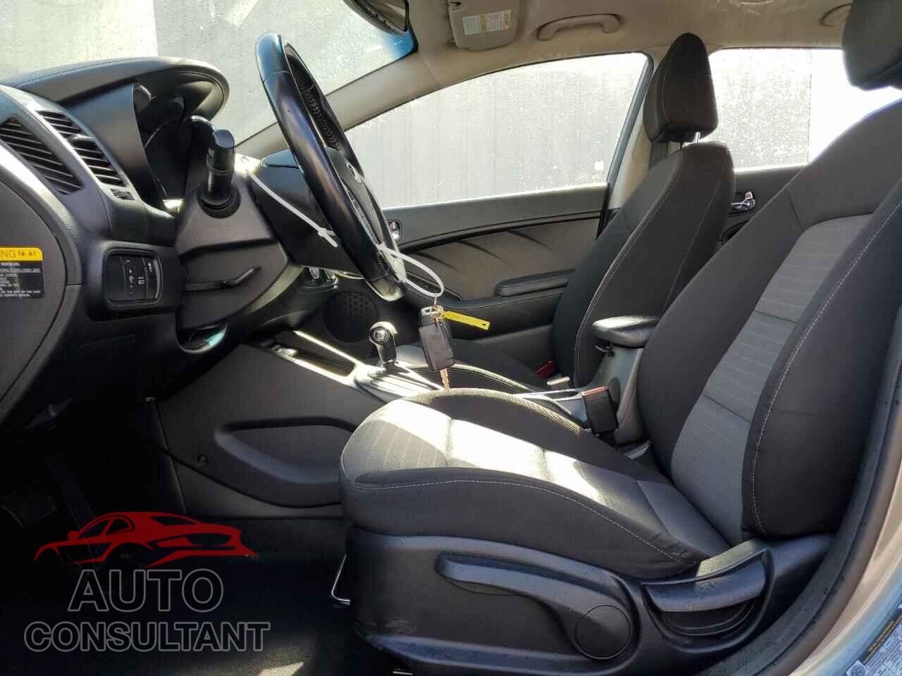 KIA FORTE 2014 - KNAFX5A89E5192887