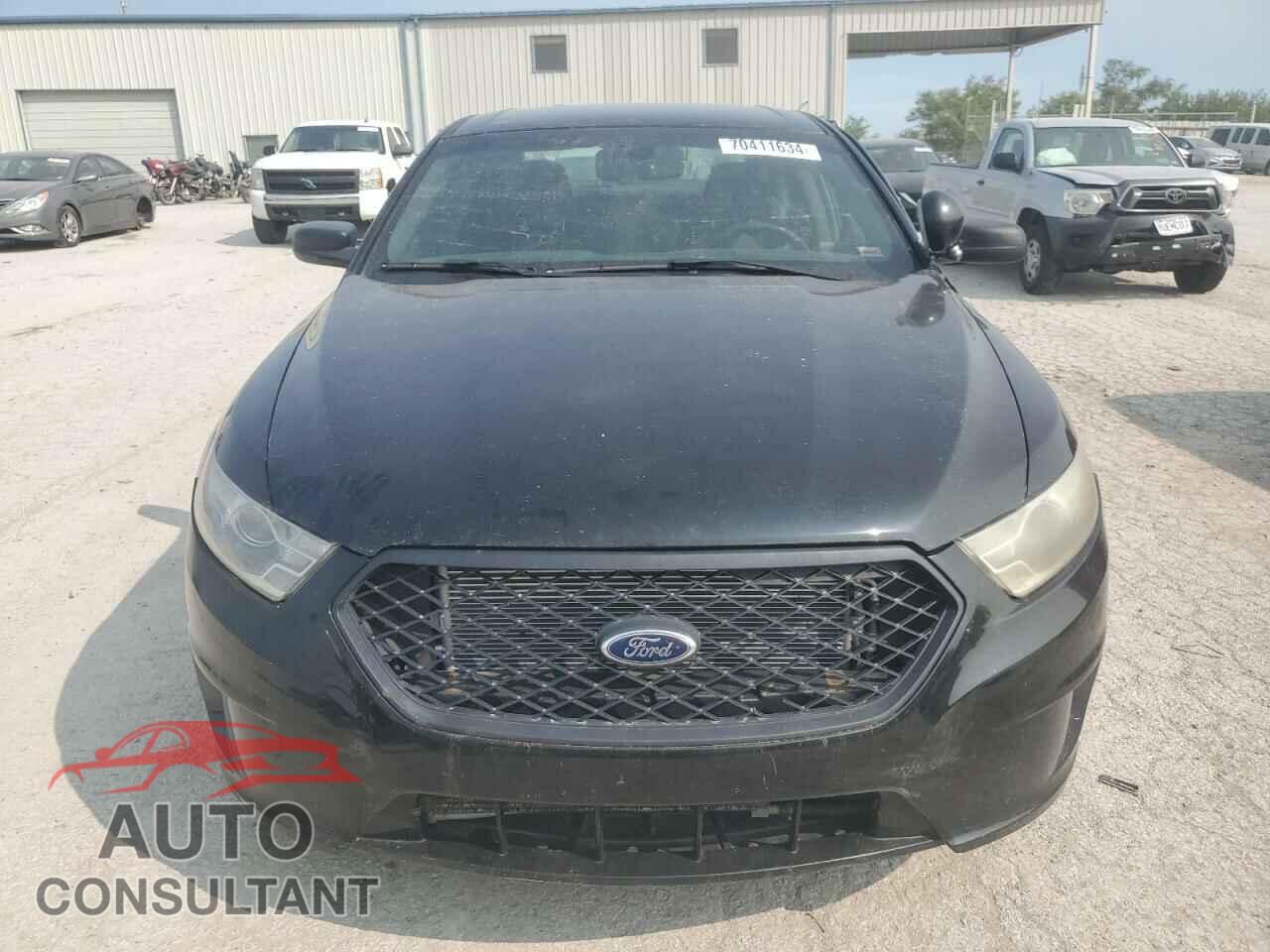 FORD TAURUS 2013 - 1FAHP2MT1DG132377