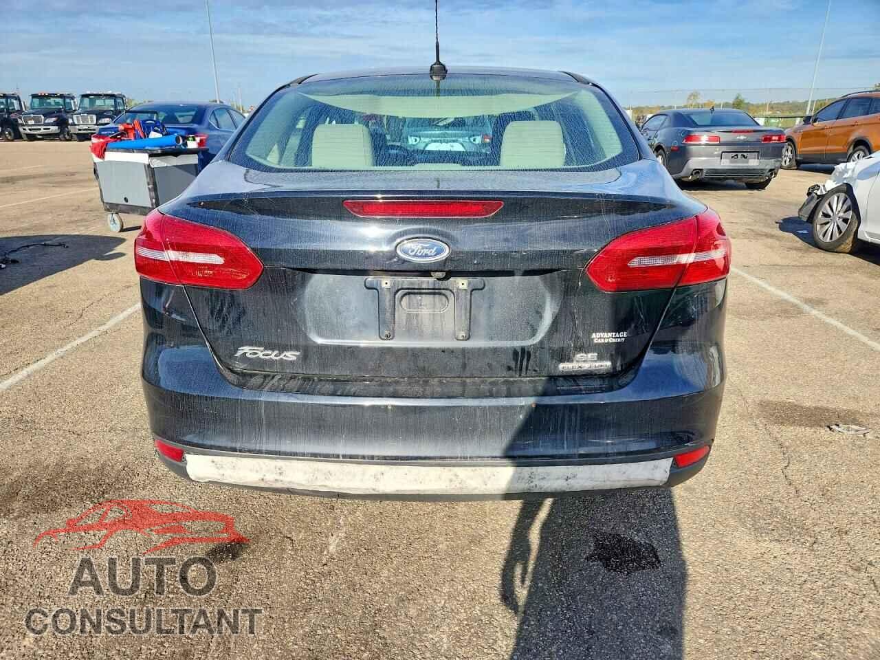 FORD FOCUS 2016 - 1FADP3F25GL245818