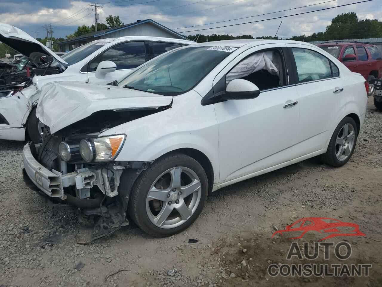 CHEVROLET SONIC 2016 - 1G1JE5SB0G4134827