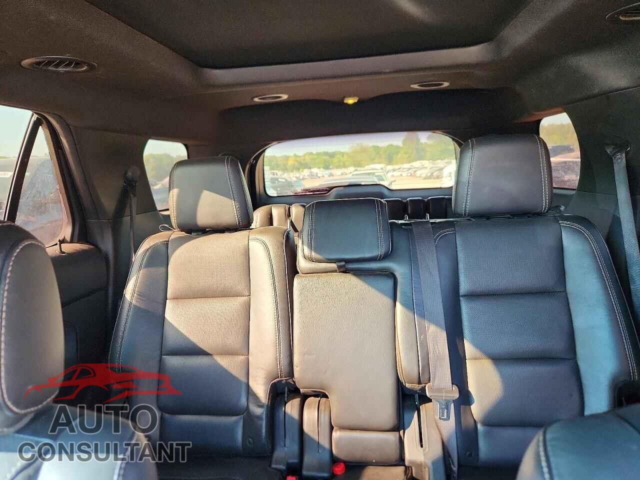 FORD EXPLORER 2015 - 1FM5K8GT2FGA33706