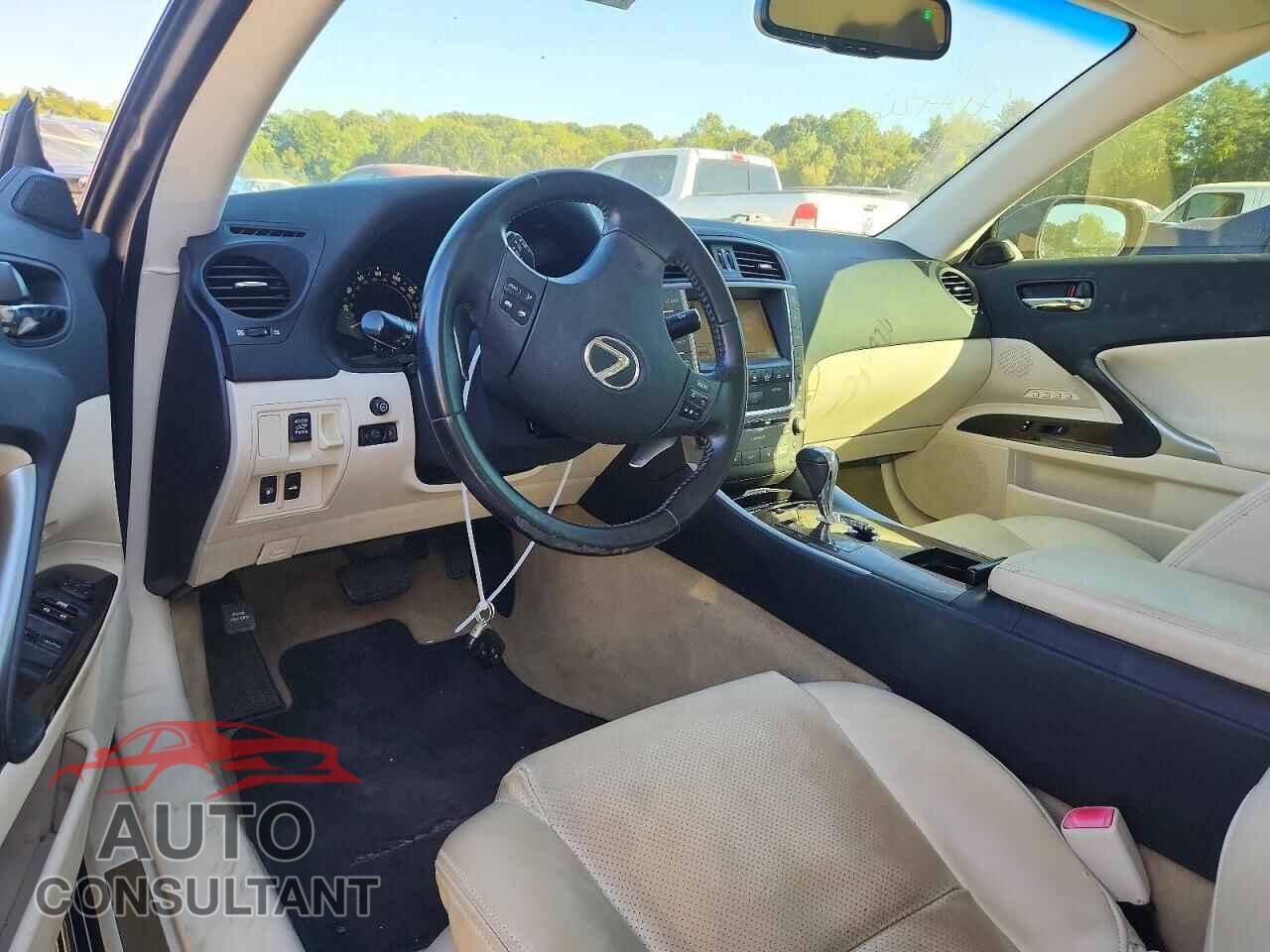 LEXUS IS 2010 - JTHFF2C20A2511620