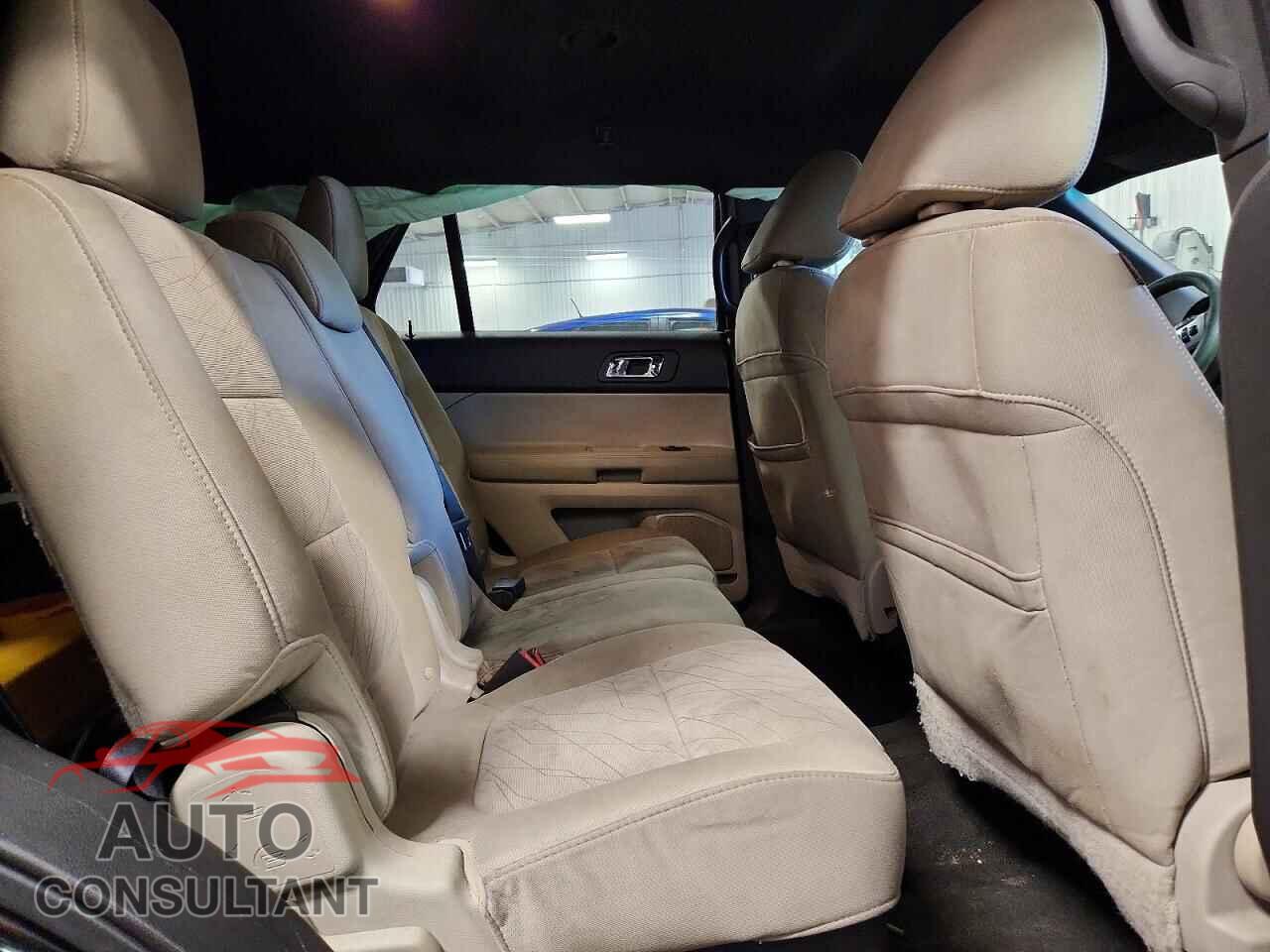 FORD EXPLORER 2011 - 1FMHK7B83BGA41687