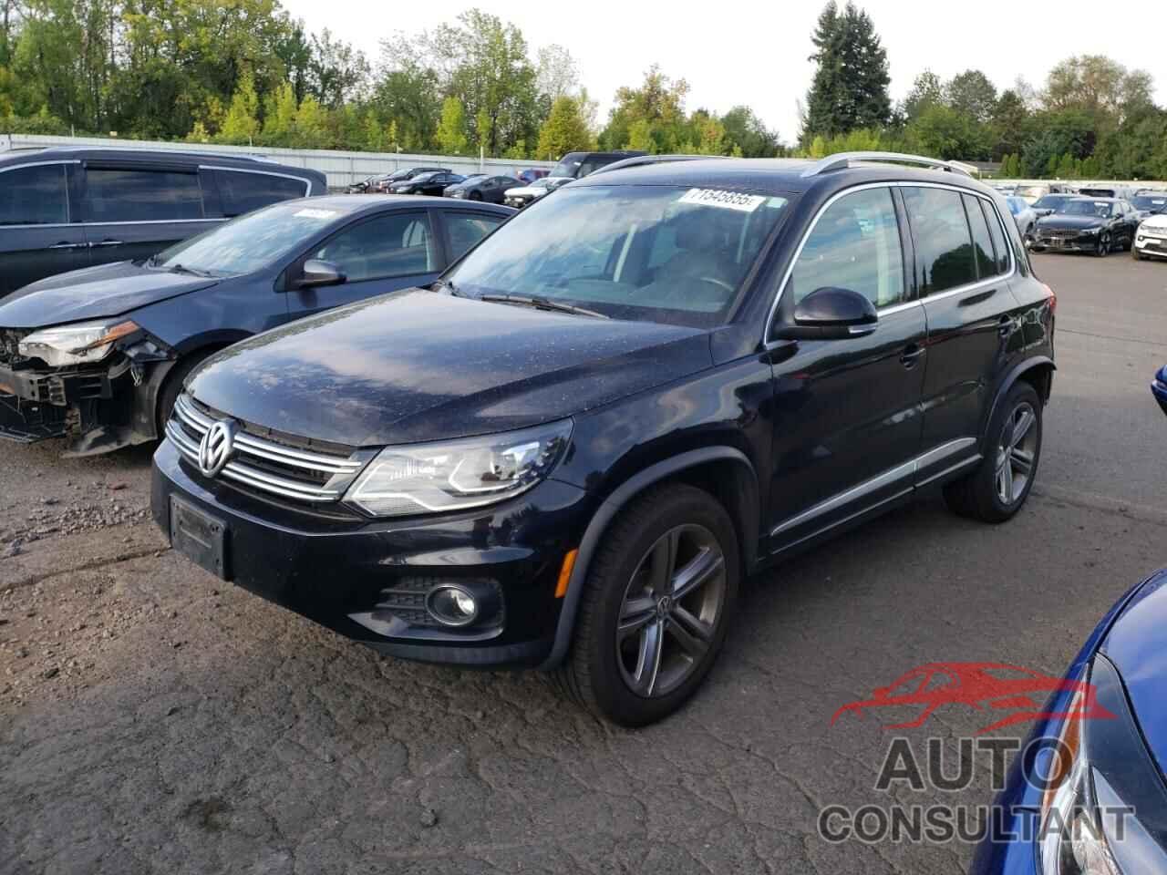 VOLKSWAGEN TIGUAN 2017 - WVGUV7AX5HK017296