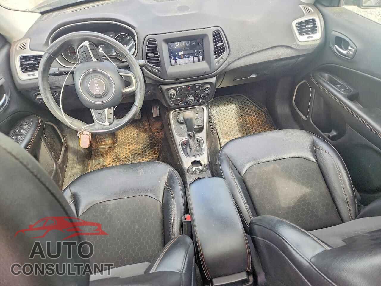 JEEP COMPASS 2018 - 3C4NJDBB8JT434809