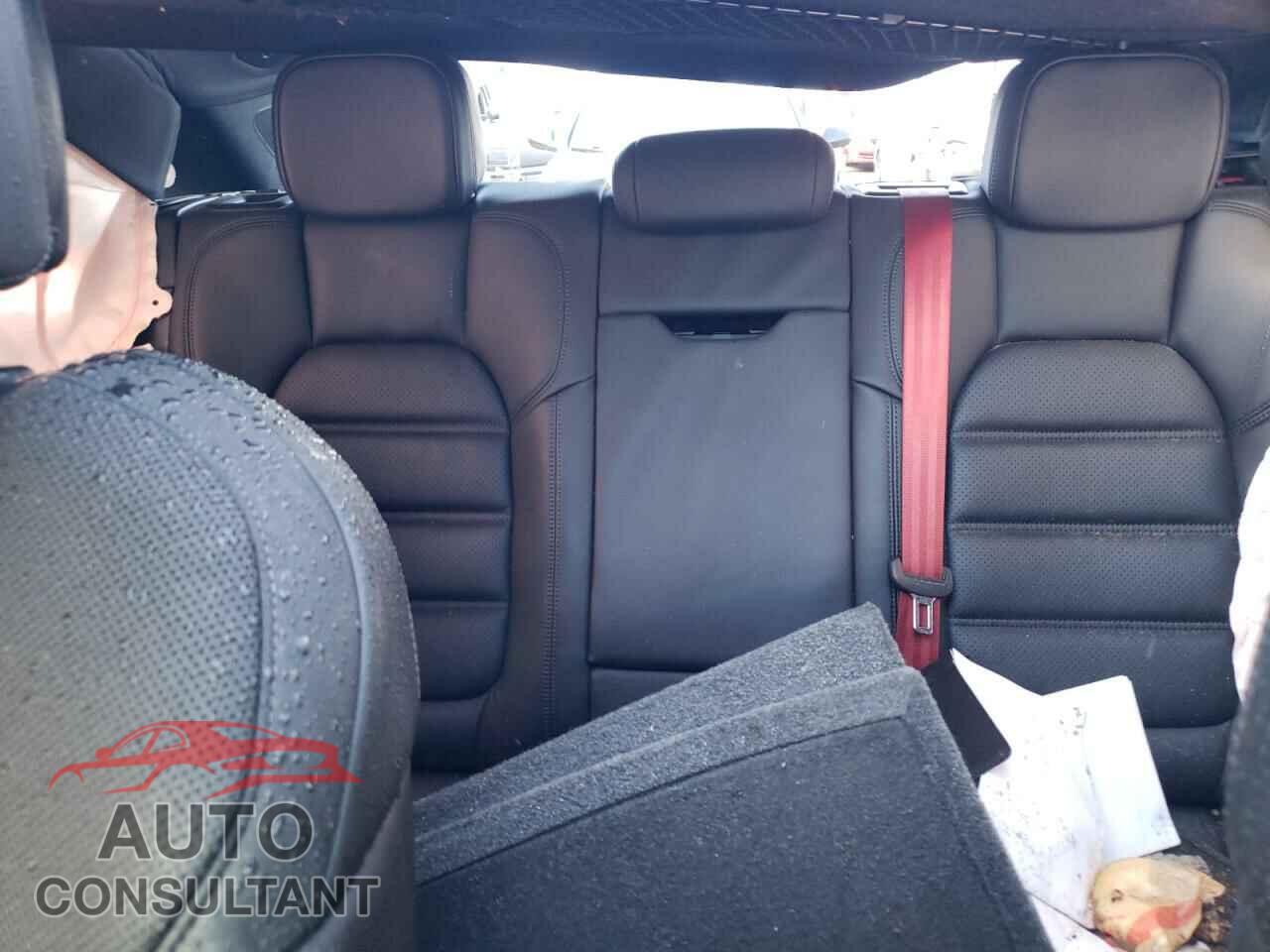 PORSCHE MACAN 2018 - WP1AA2A53JLB20106