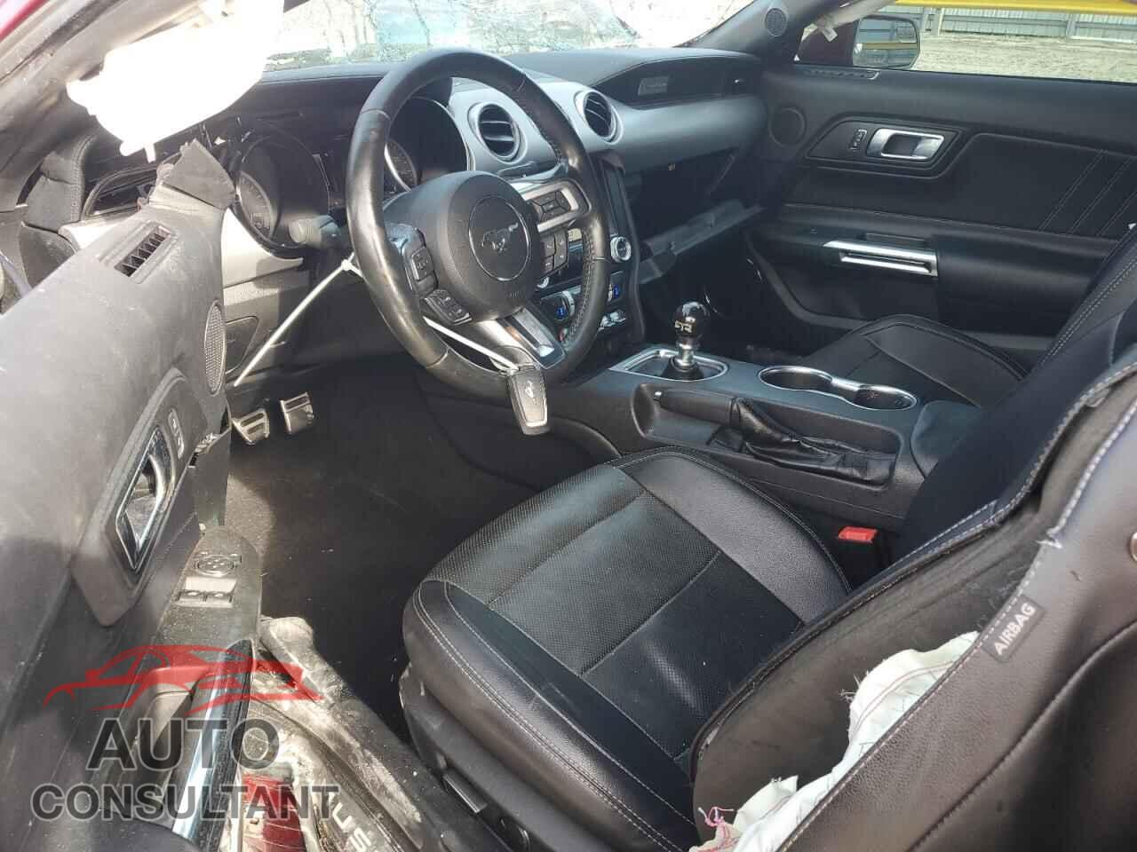 FORD MUSTANG 2019 - 1FA6P8CF2K5204797