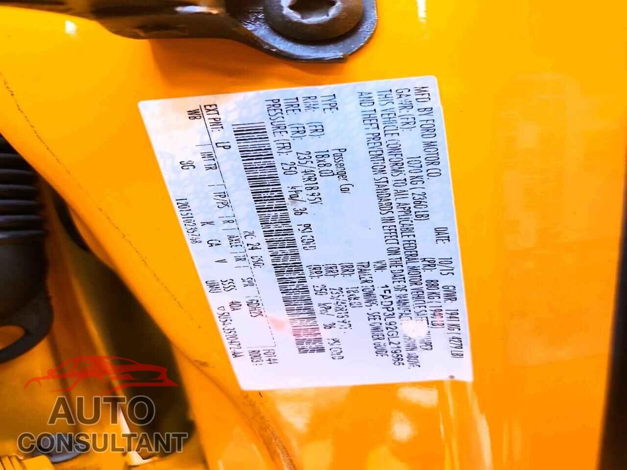 FORD FOCUS 2016 - 1FADP3L92GL219565