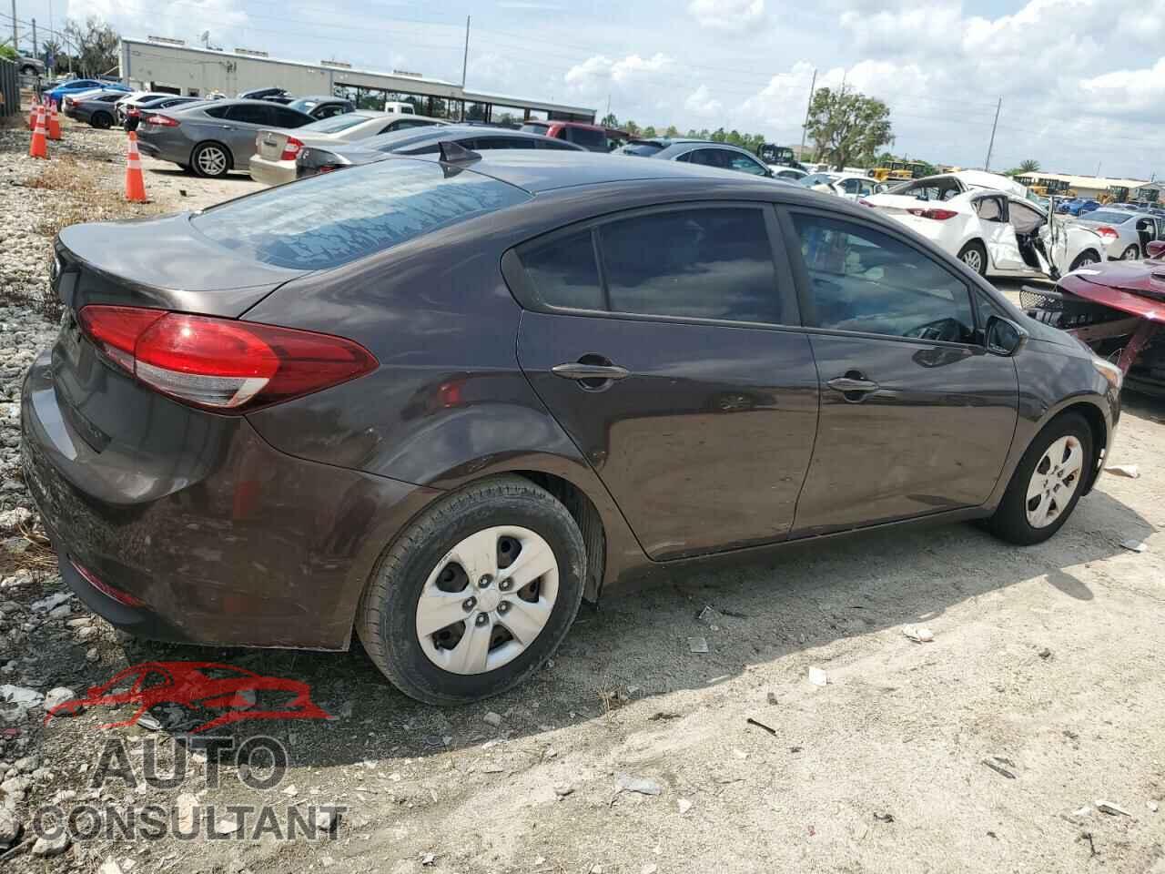 KIA FORTE 2018 - 3KPFK4A7XJE219869