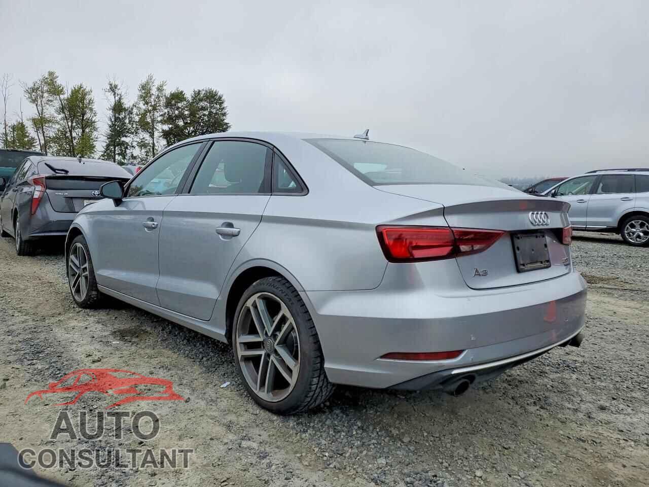 AUDI A3 2017 - WAUB8GFF2H1060466