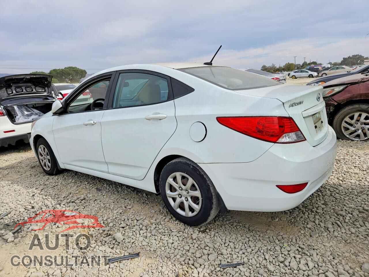 HYUNDAI ACCENT 2013 - KMHCT4AE3DU284286