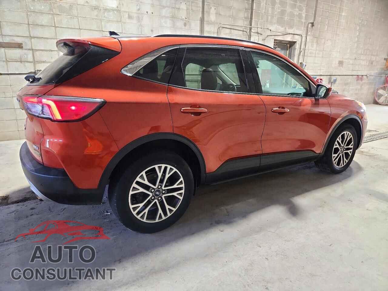FORD ESCAPE 2020 - 1FMCU9H67LUA56928