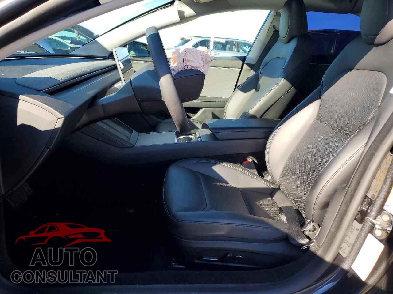 TESLA MODEL 3 2024 - 5YJ3E1EA9RF736469