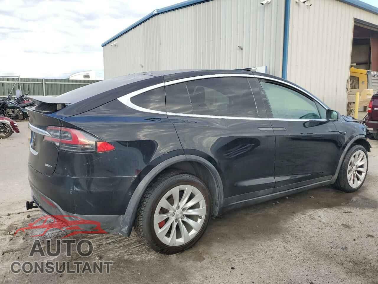 TESLA MODEL X 2018 - 5YJXCDE24JF141275